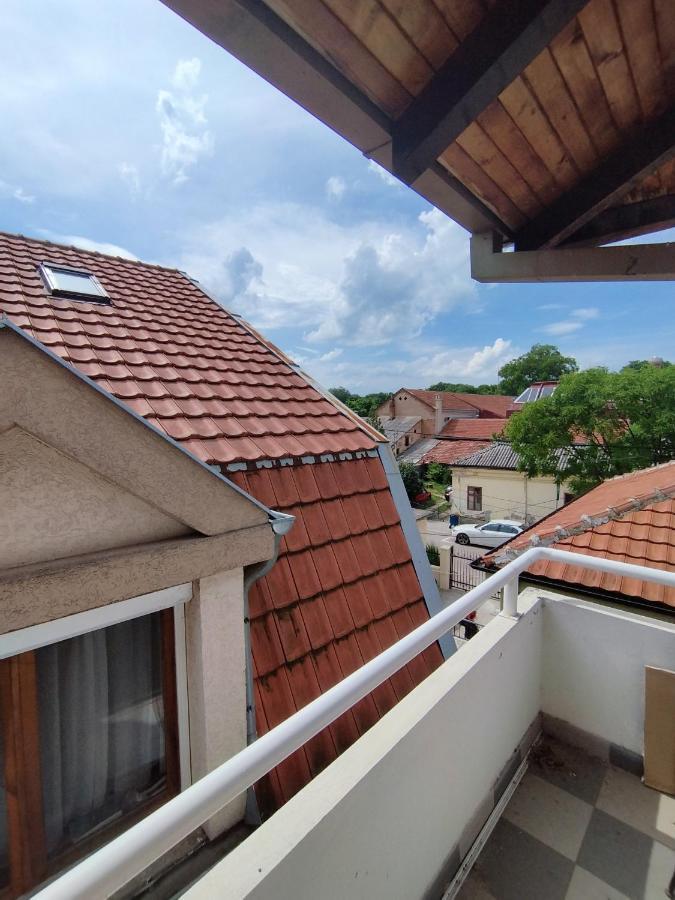 Villa Ema Rooms Ni Εξωτερικό φωτογραφία
